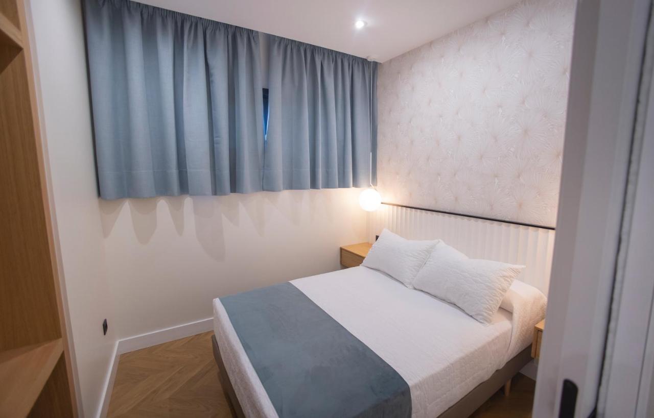 Oikos Apartamentos Turisticos モネステリオ エクステリア 写真
