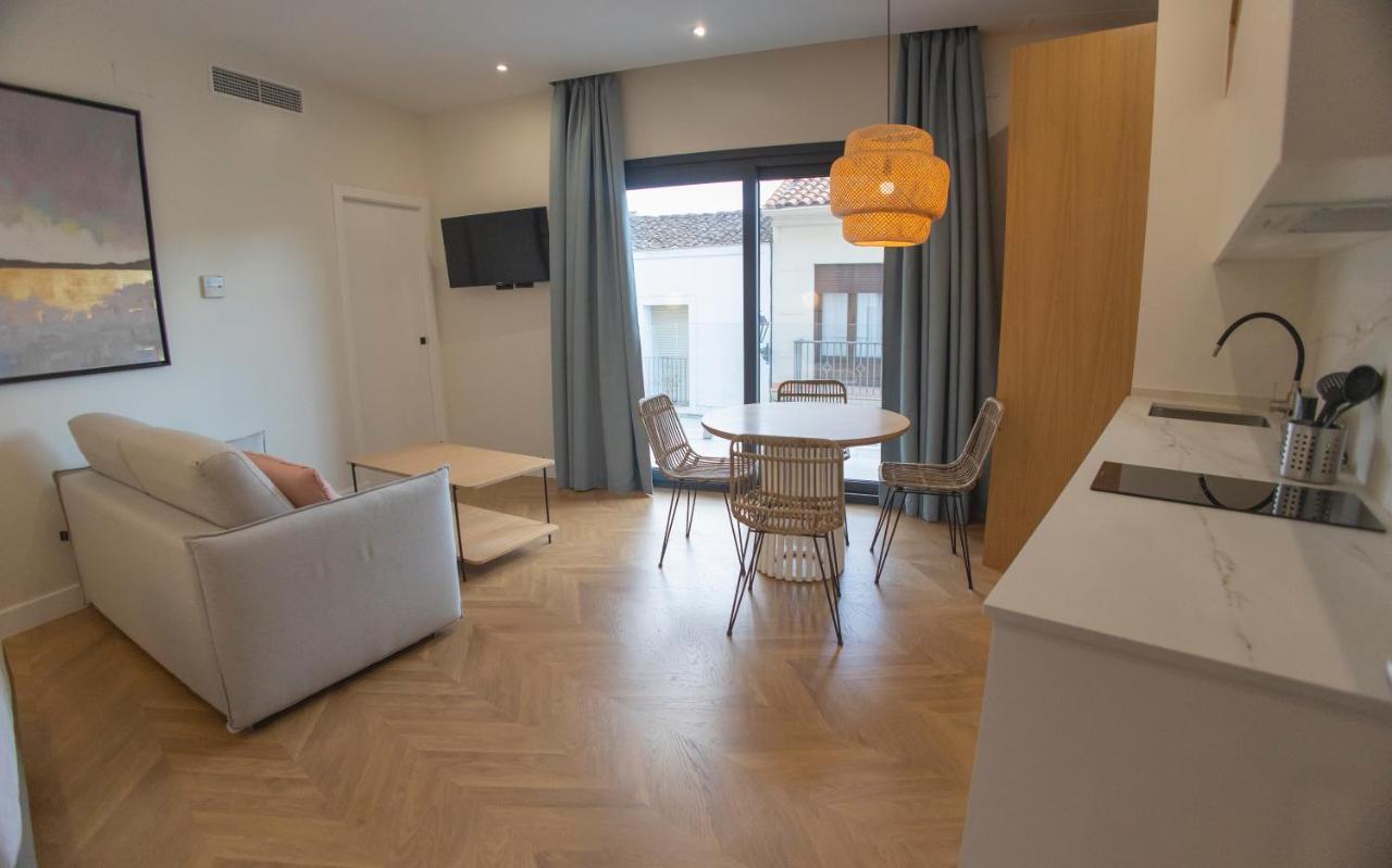 Oikos Apartamentos Turisticos モネステリオ エクステリア 写真