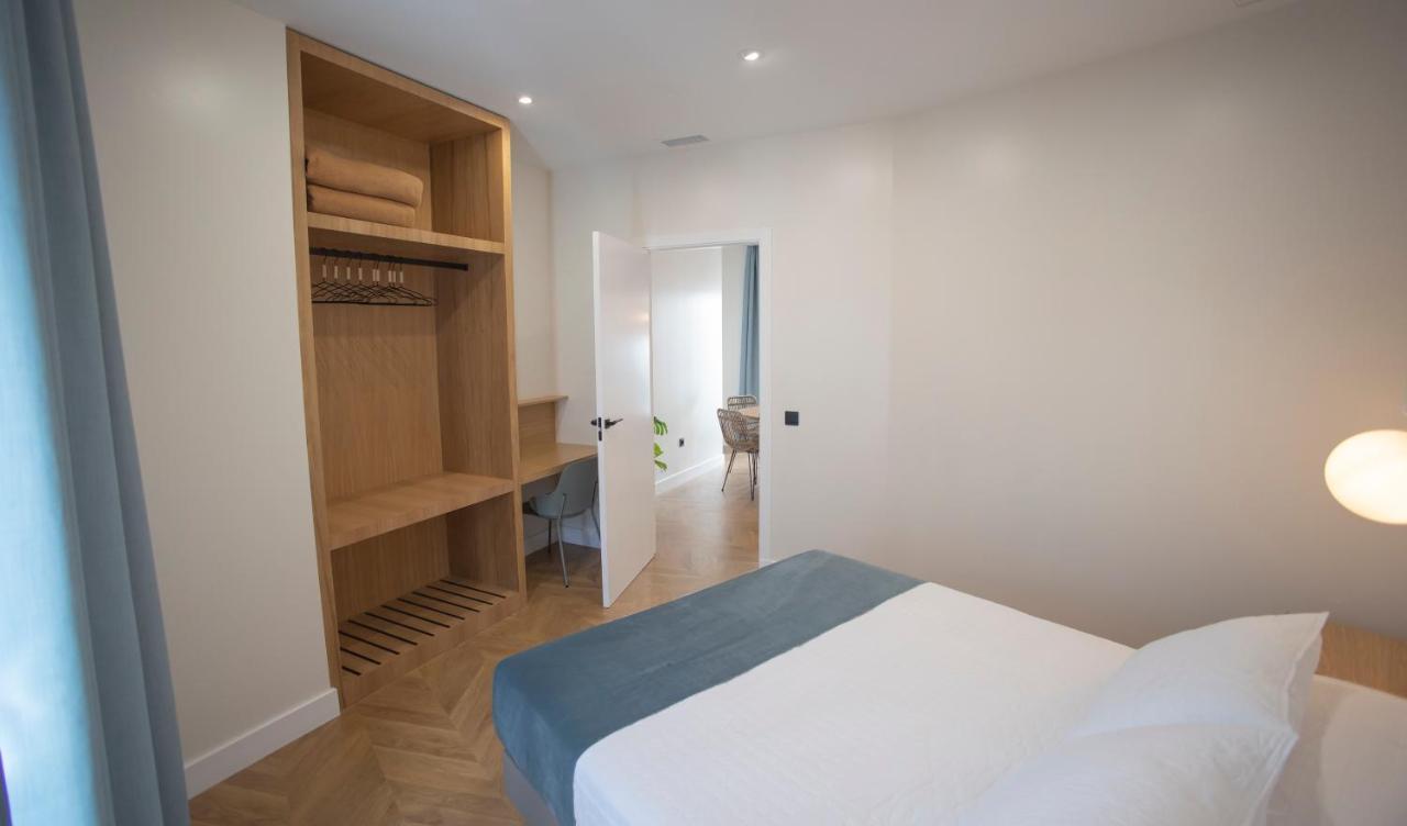 Oikos Apartamentos Turisticos モネステリオ エクステリア 写真