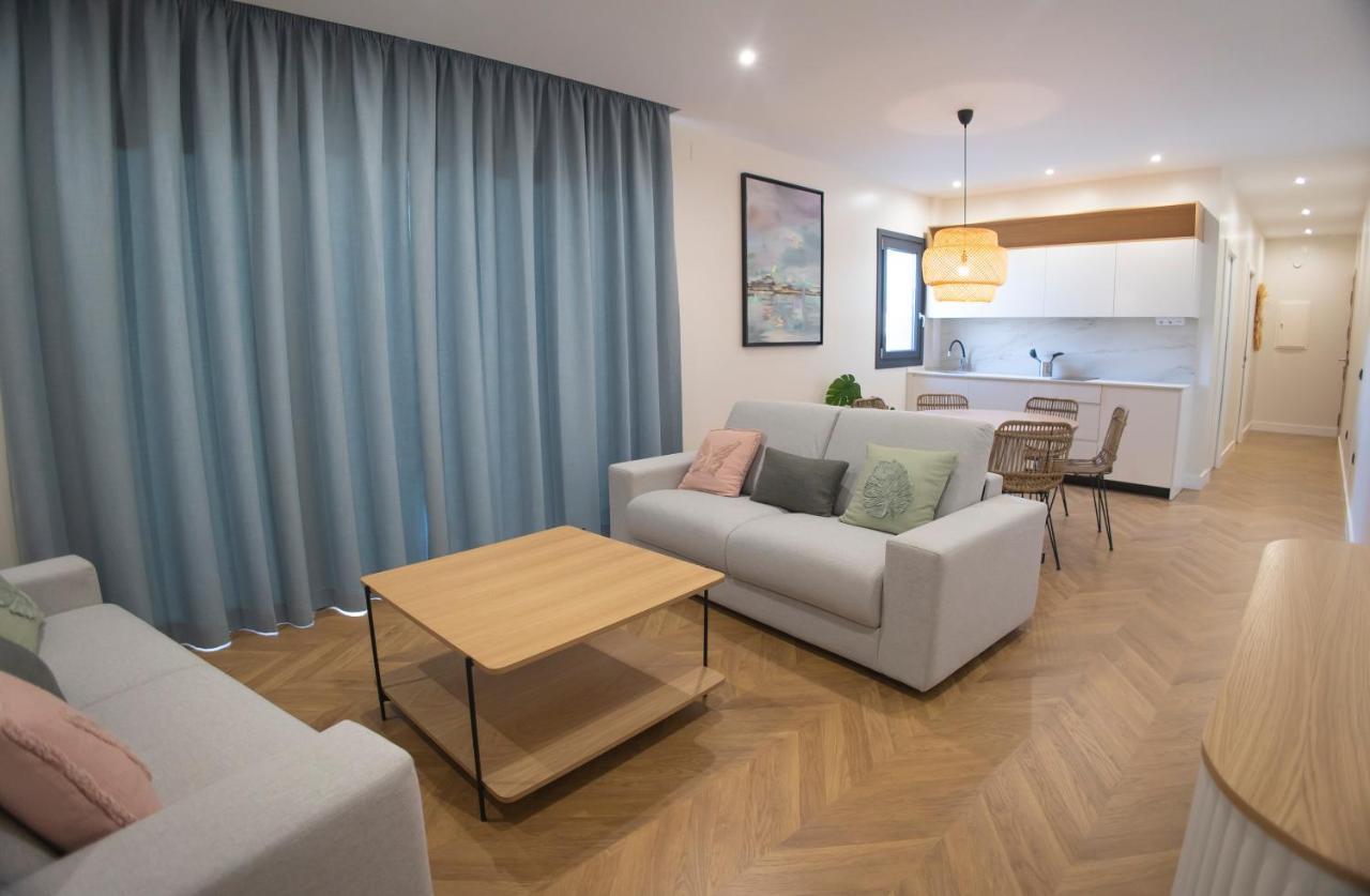 Oikos Apartamentos Turisticos モネステリオ エクステリア 写真