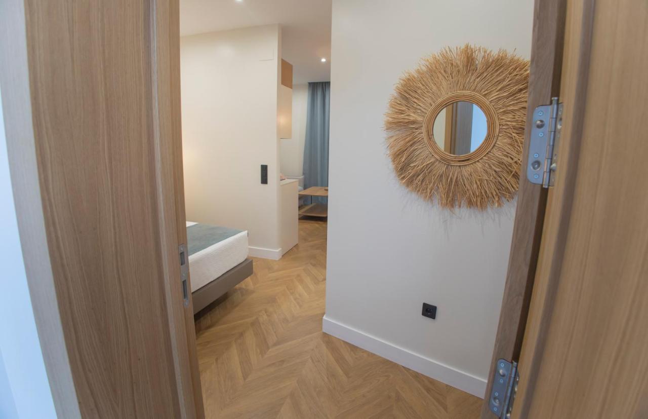 Oikos Apartamentos Turisticos モネステリオ エクステリア 写真