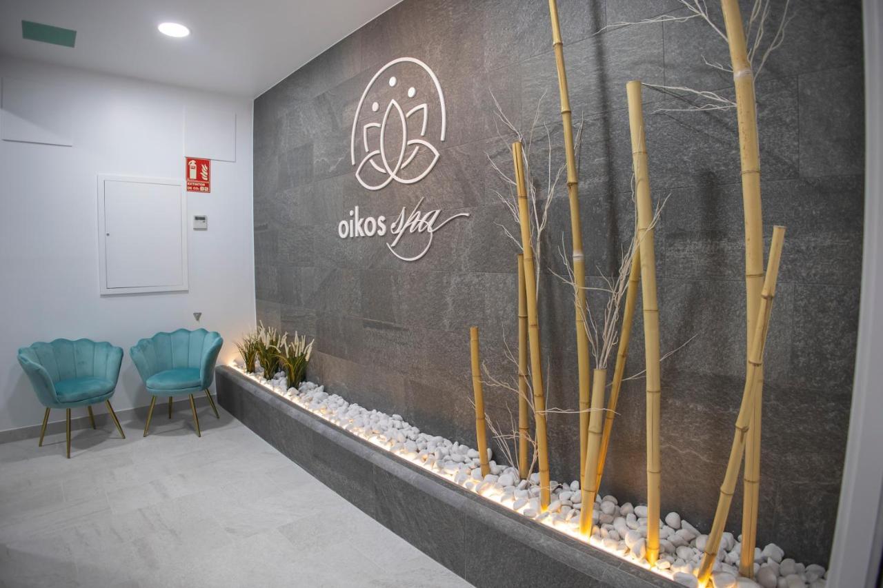 Oikos Apartamentos Turisticos モネステリオ エクステリア 写真